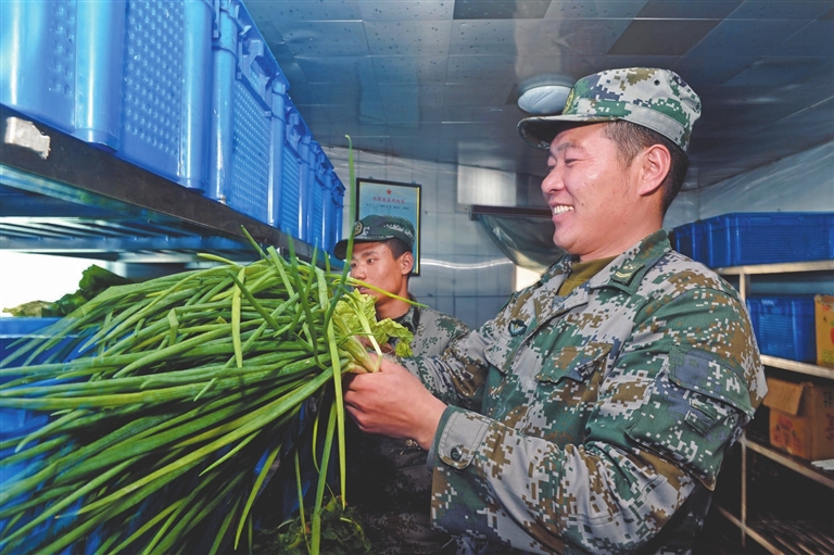 书写在云端上的忠诚——卓拉哨所官兵卫国戍边记事